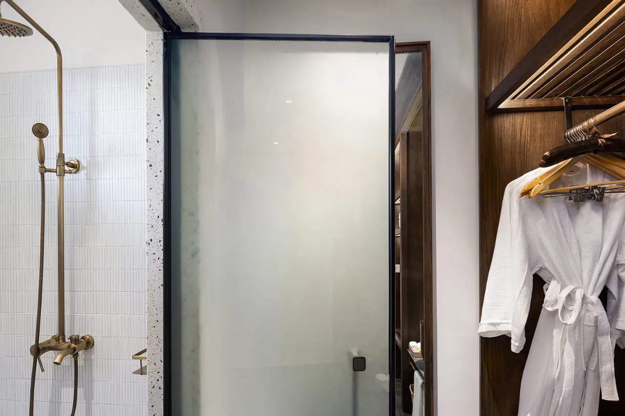 Anjali by Syphon Santi Room Double or Twin Bathroom