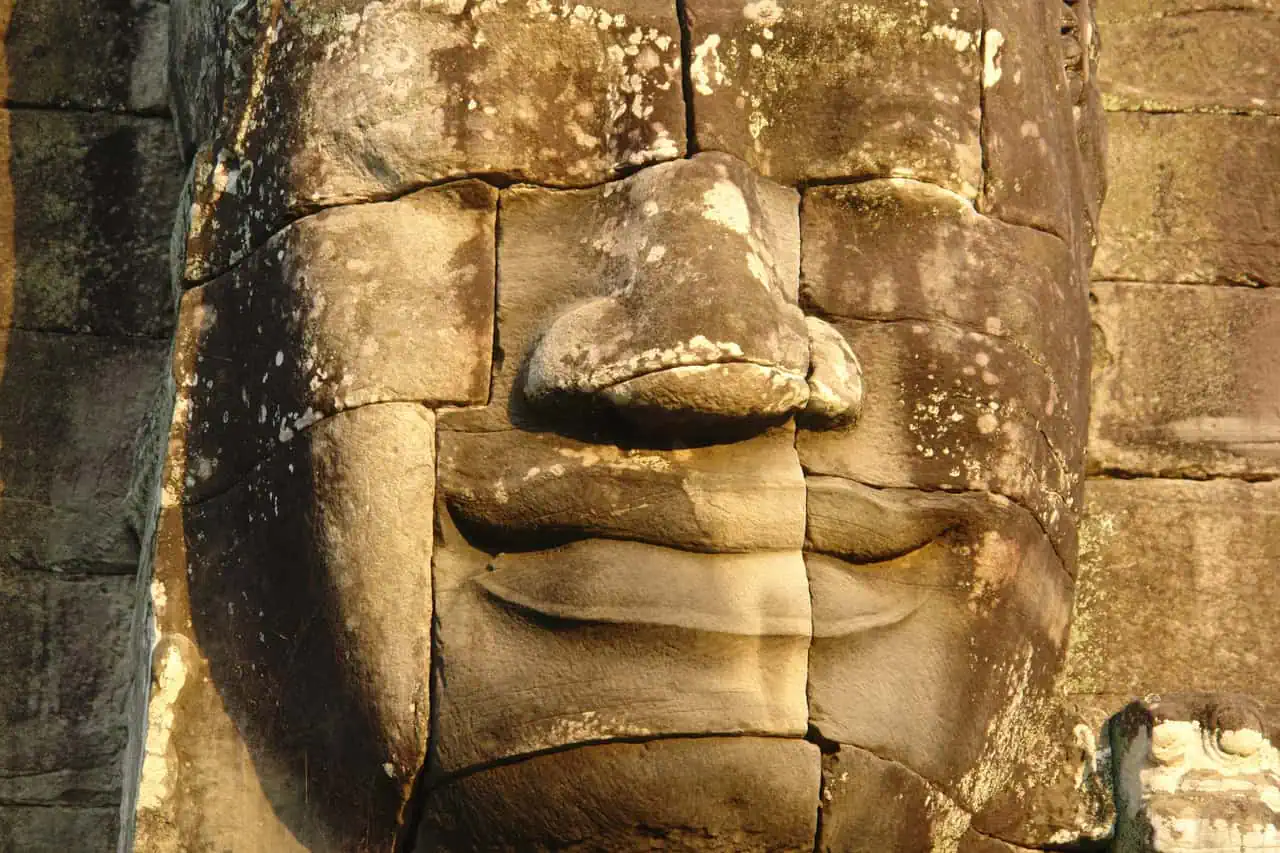 Secrets of Angkor – Small Tour